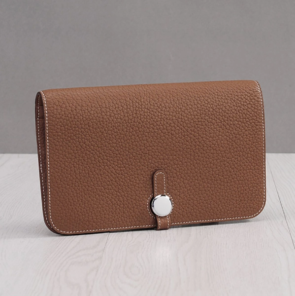 Women's Pink Leather Simple Folded Long Wallet - Image 4